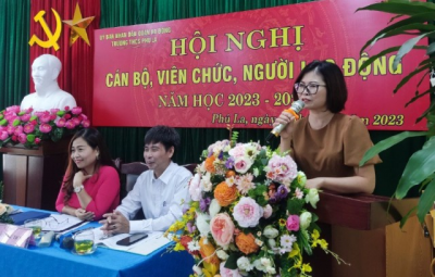 Hội ngh?Viên chức, Người lao động trường THCS Phú La thành công tốt đẹp.